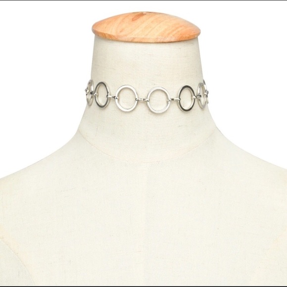 Circle Link Choker Silver - Picture 2 of 3